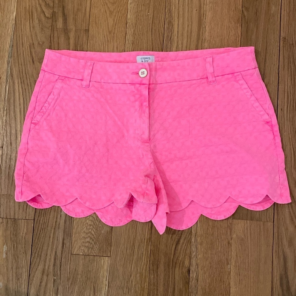 Crown & Ivy Shelby Shorts
